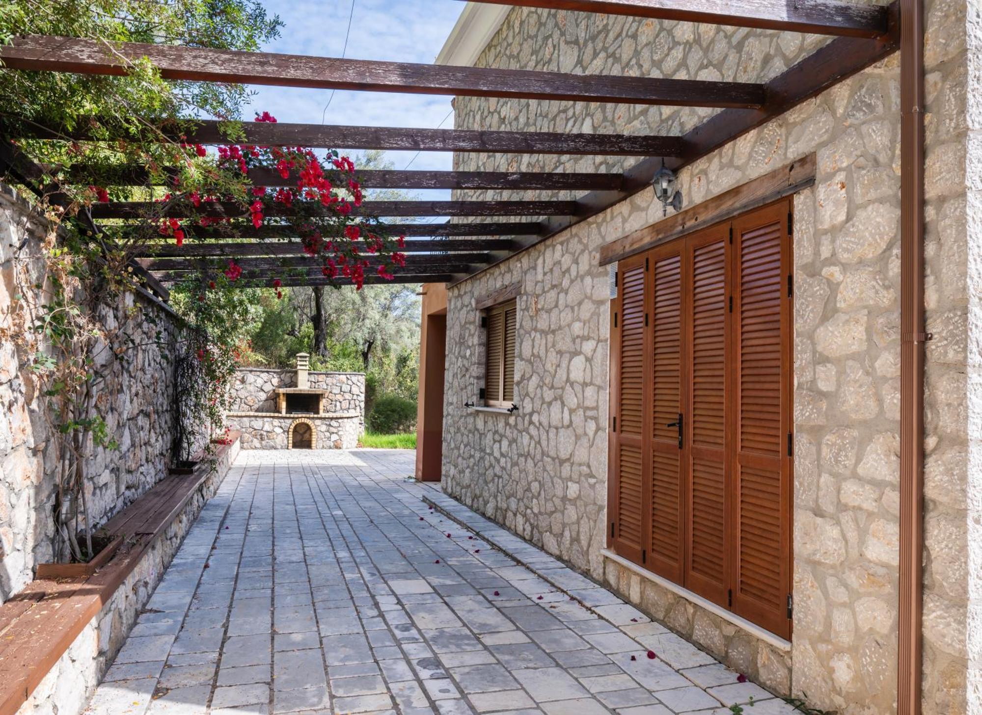 Villa Galini Нидри Екстериор снимка
